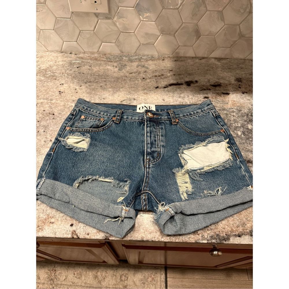 One Teaspoon Distressed Jean Shorts 26
